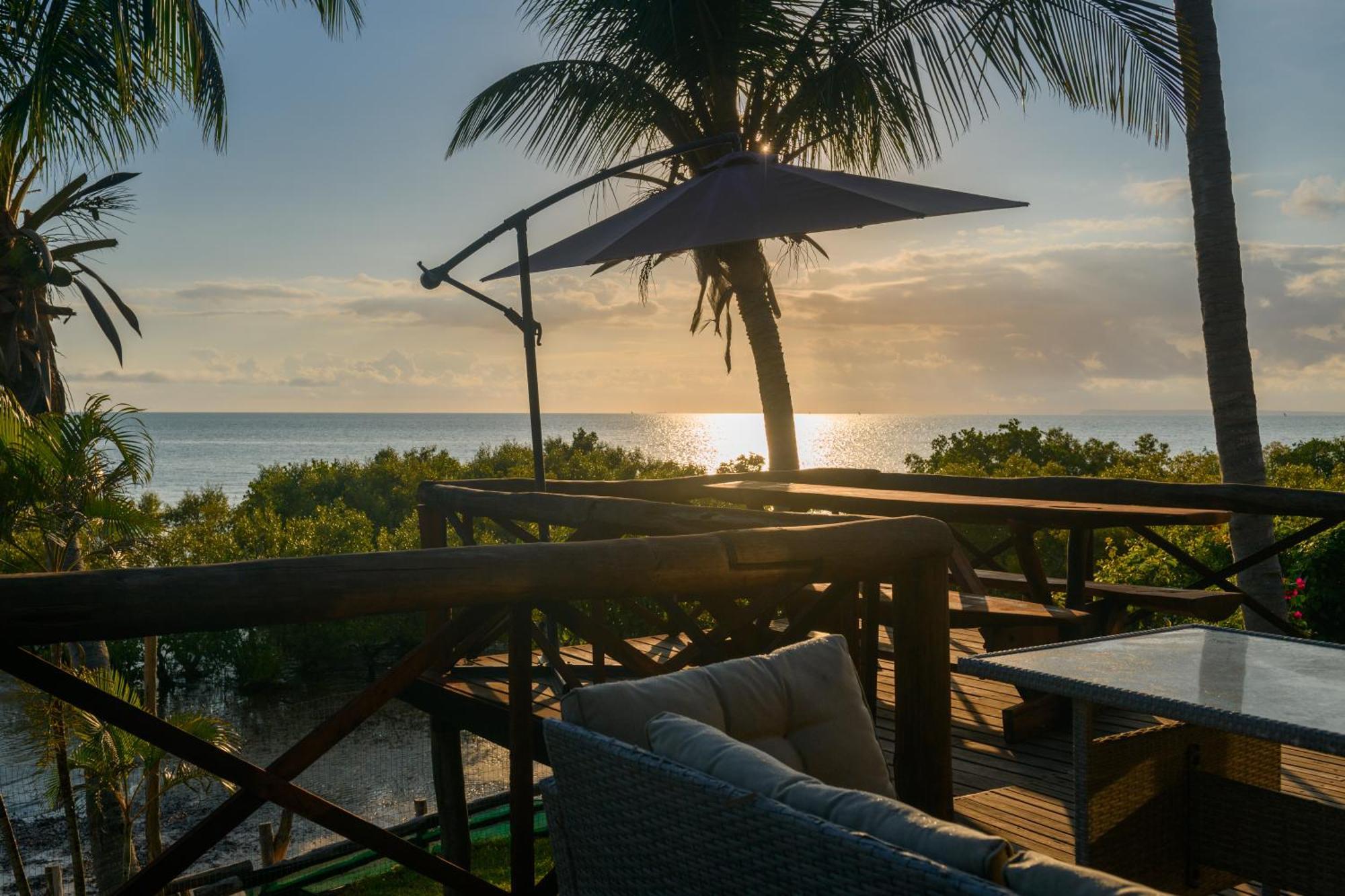 Ocean Pearl Beach Lodge Vilanculos Esterno foto